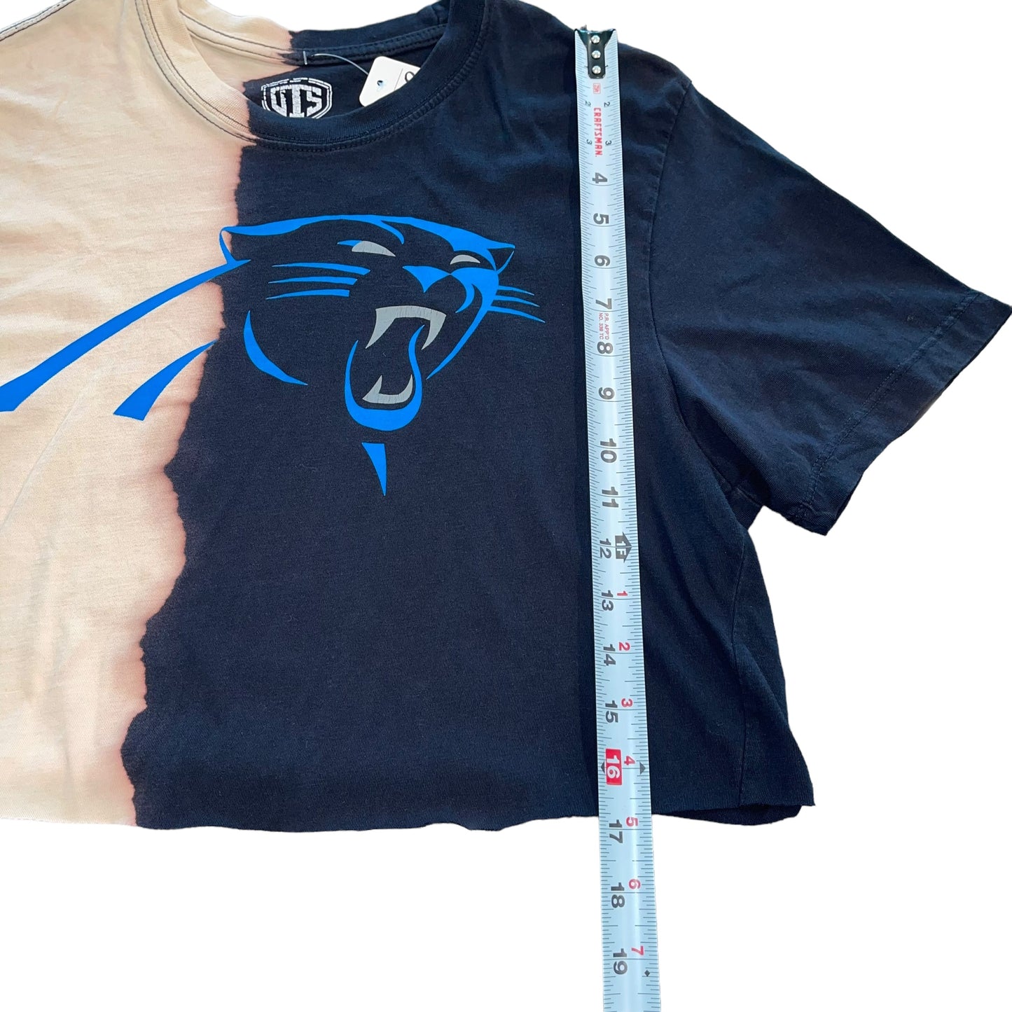 Carolina Panthers Split Bleach Crop (L)