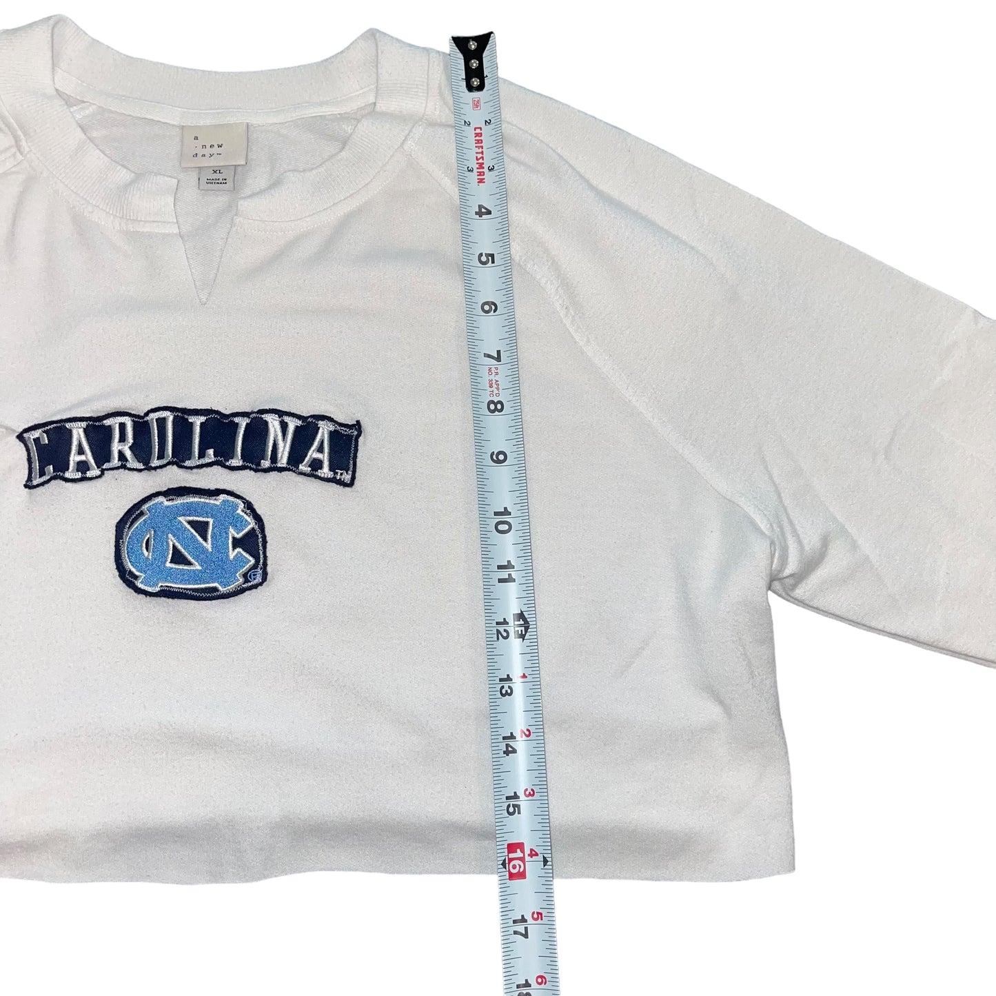 UNC North Carolina Patchwork Cropped Sweatshirt (XL)