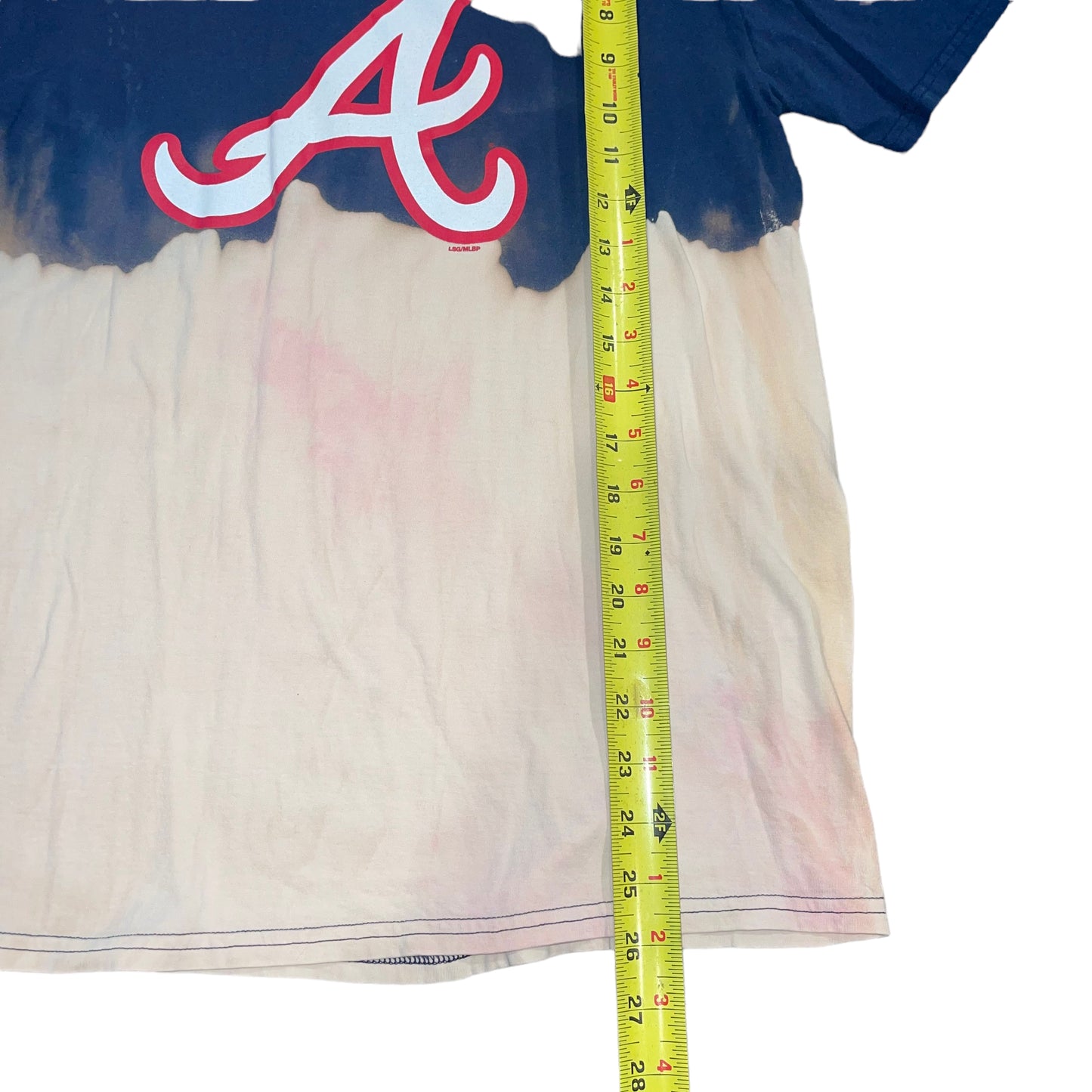 Atlanta Braves Bleach Tee (M)