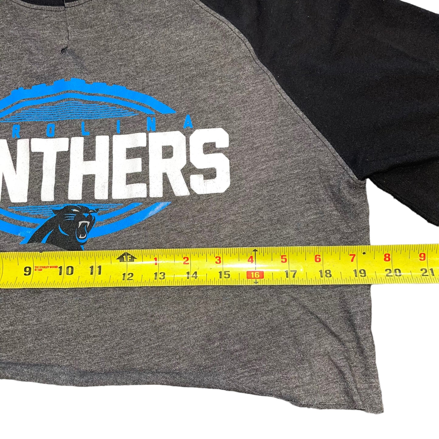 Carolina Panthers Crop (M)
