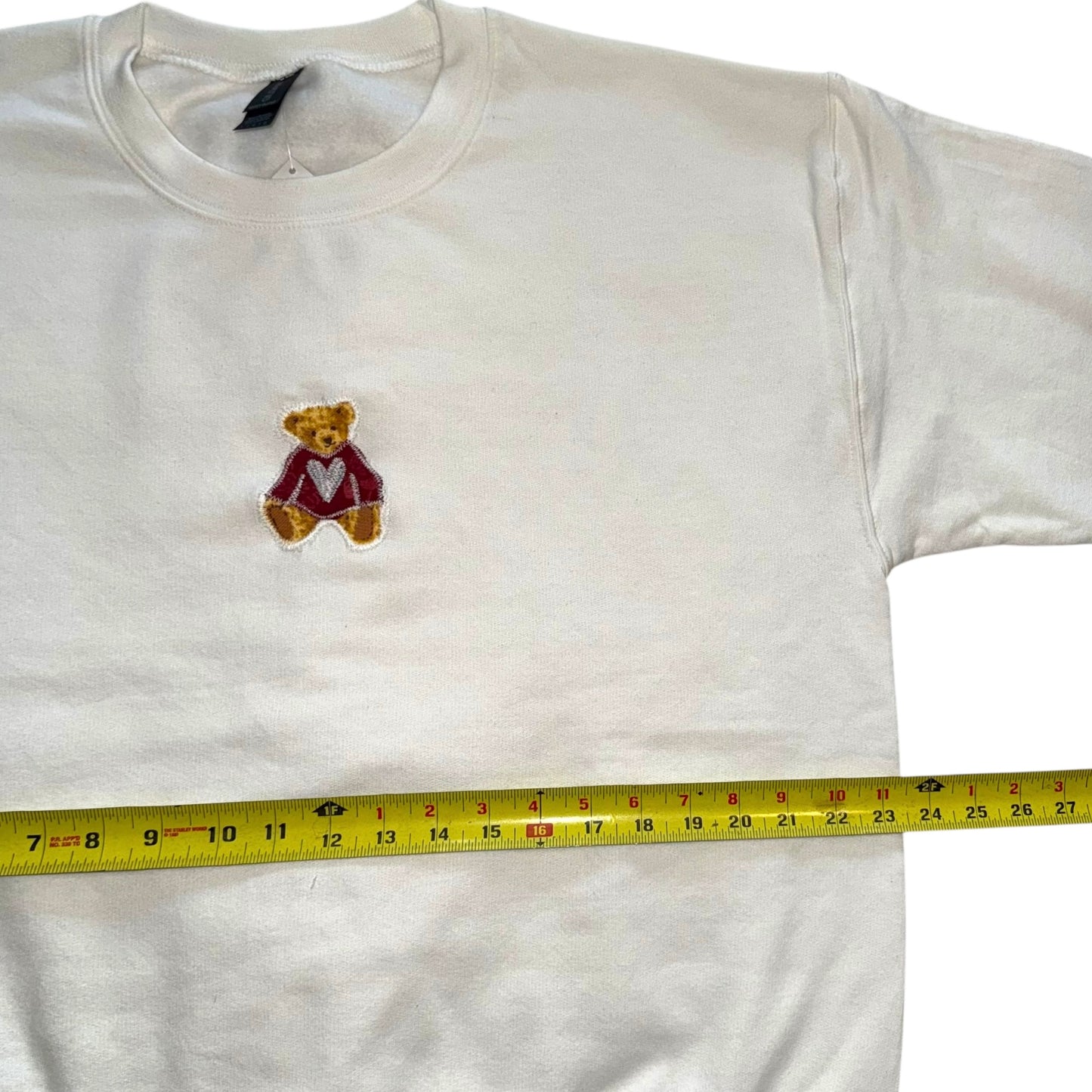 Just a Girl - Lover Teddy White Heart (L)