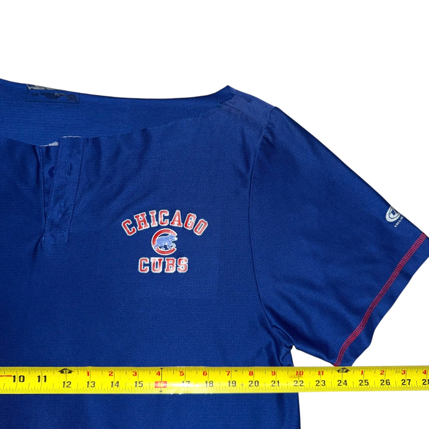 Chicago Cubs Reworked Button Crop (XL)