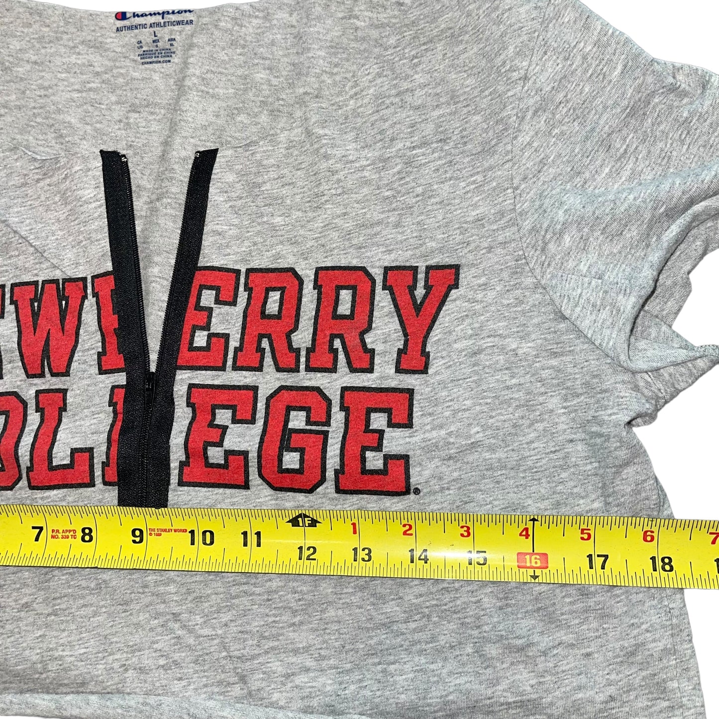 Newberry Reworked Zipper Crop (M/L)