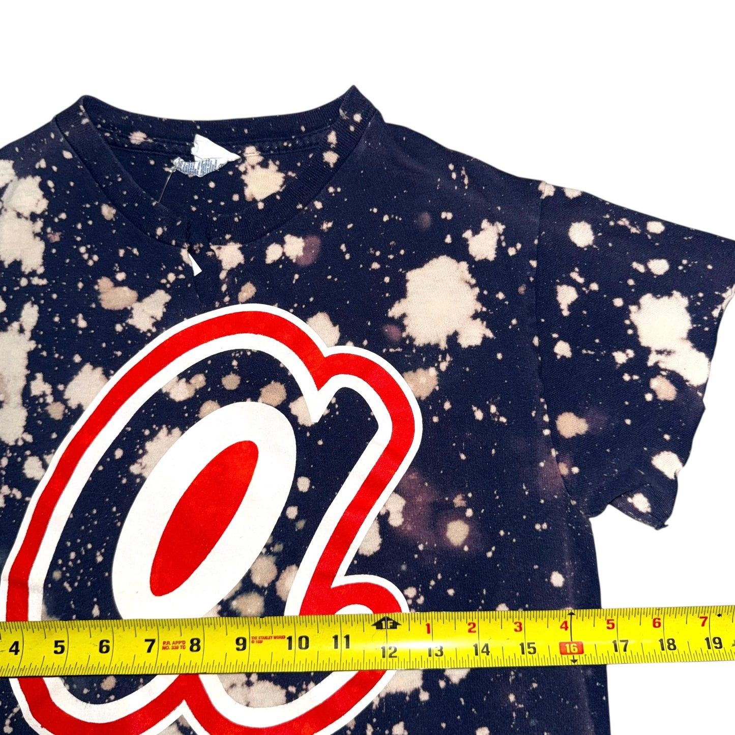 Atlanta Braves Upcycled Bleach Crop (S)