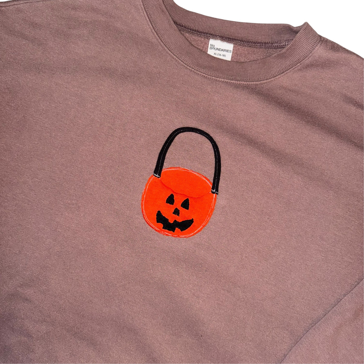 Spooky - Mini Pumpkin Pail Sweatshirt (L/XL)