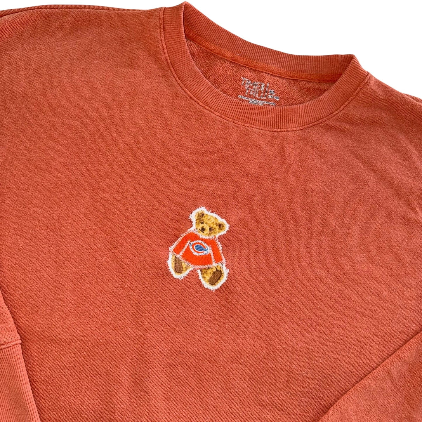 Chicago Bears Reworked Bear Pullovers (XL)