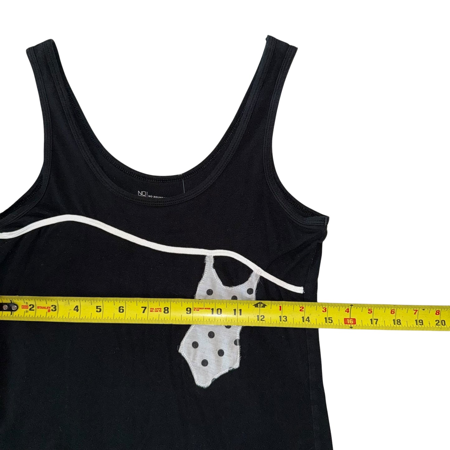 Earthbound - B&W Hang Dry Tank (L)