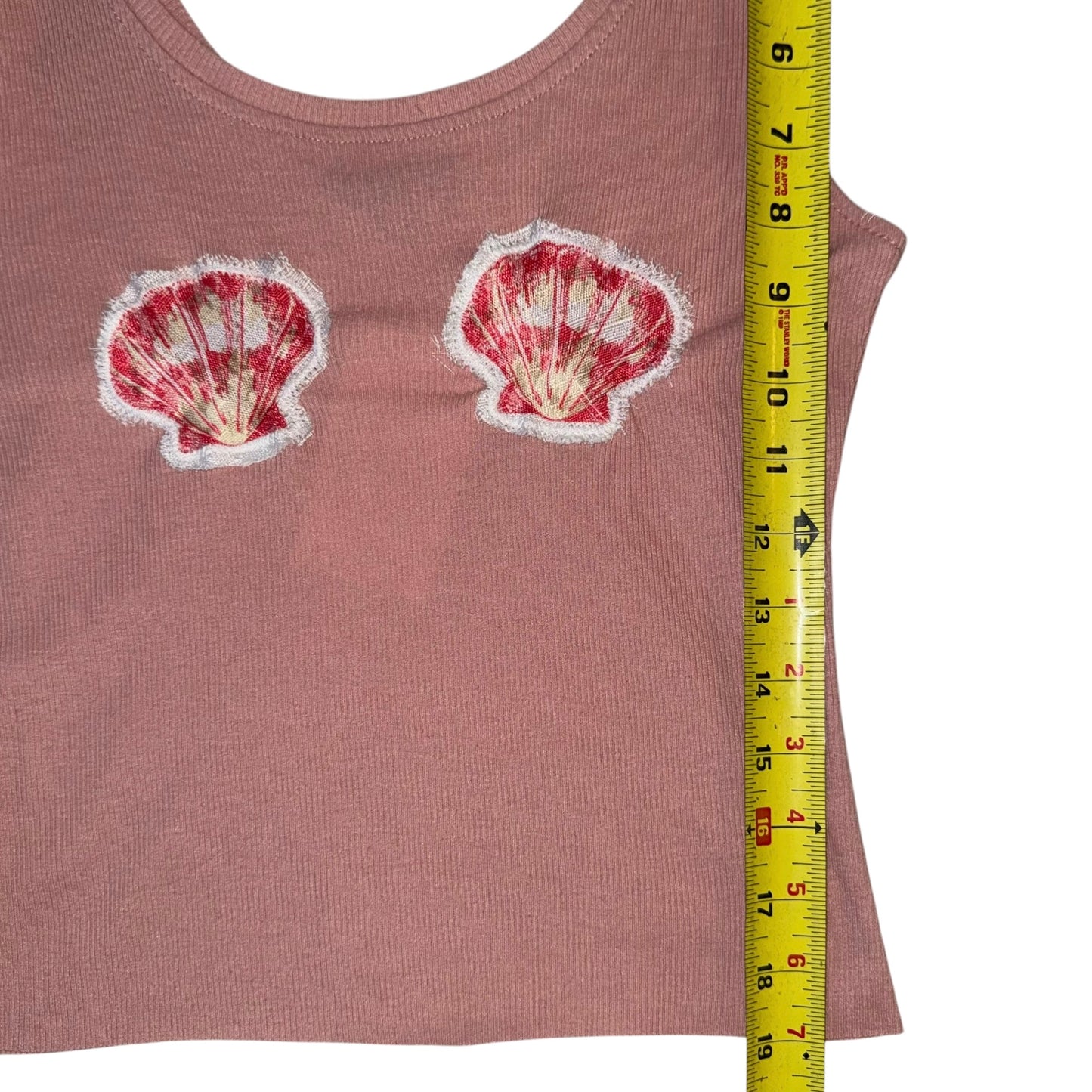 Earthbound - Double Sea Shell Tank (M)