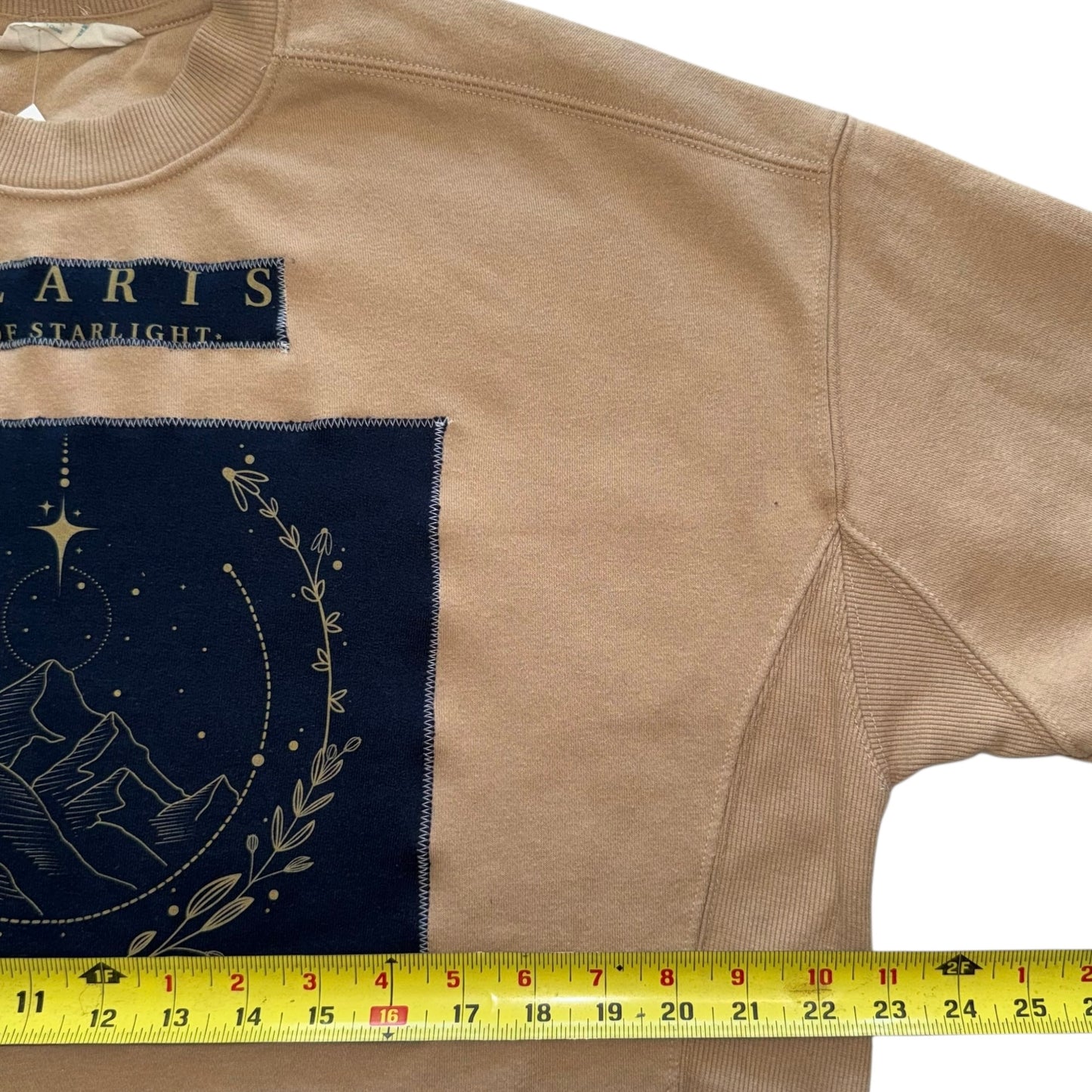 Just a Girl - Velaris Crop (XS)