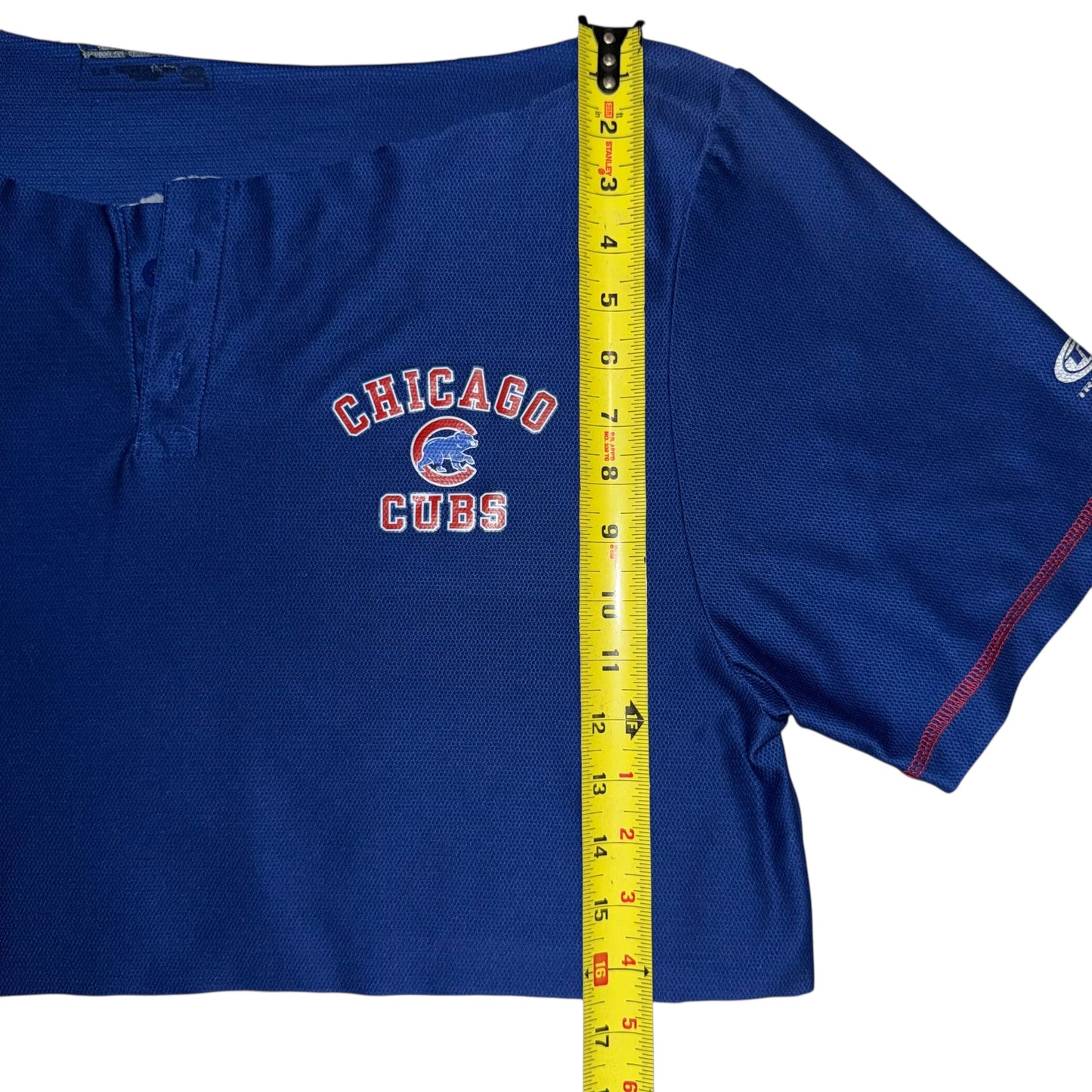 Chicago Cubs Reworked Button Crop (XL)