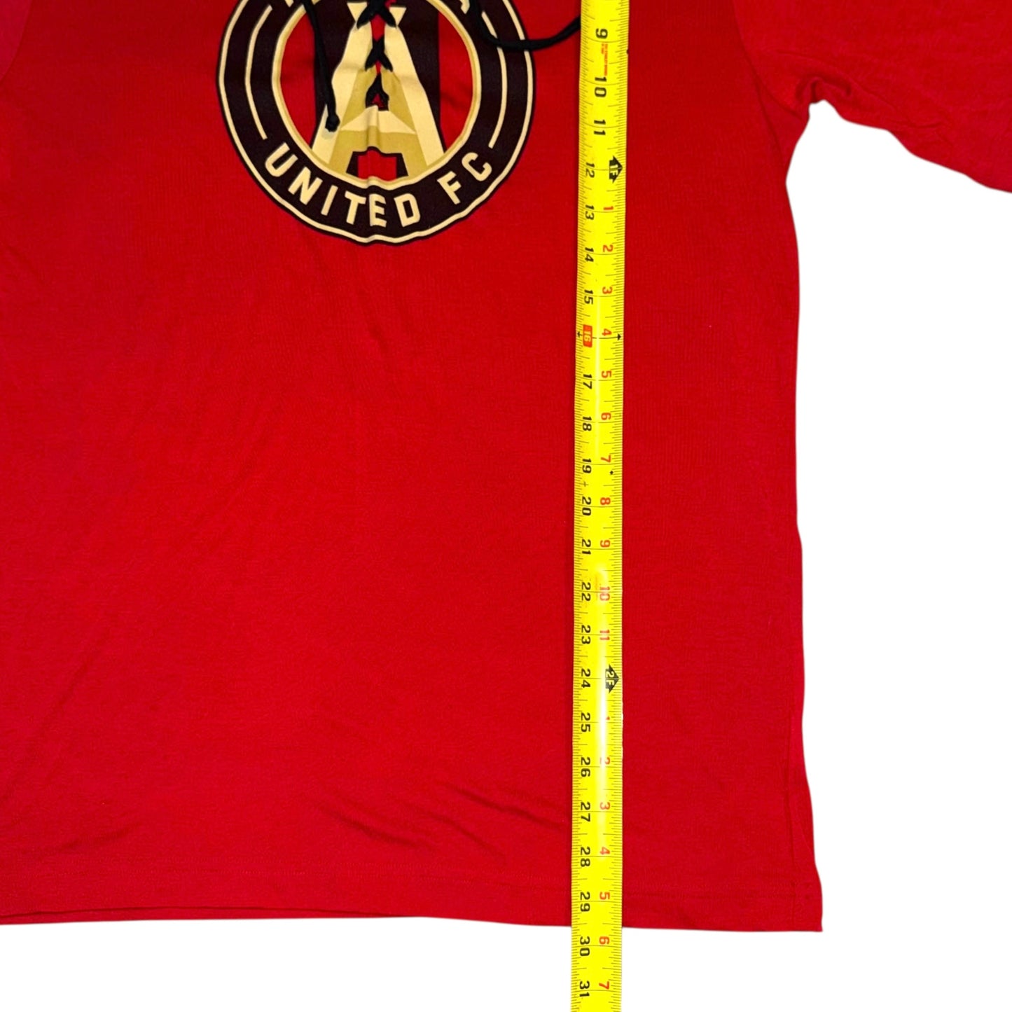 Atlanta United Lace Up T-Shirt (L)